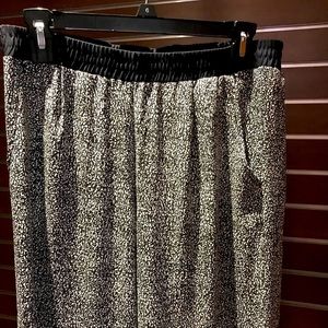 Black pattern palazzo pants